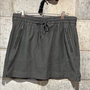 Athleta Gray/Green Farallon Skirt